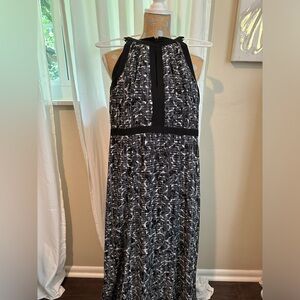 White House black market black and white maxi dress